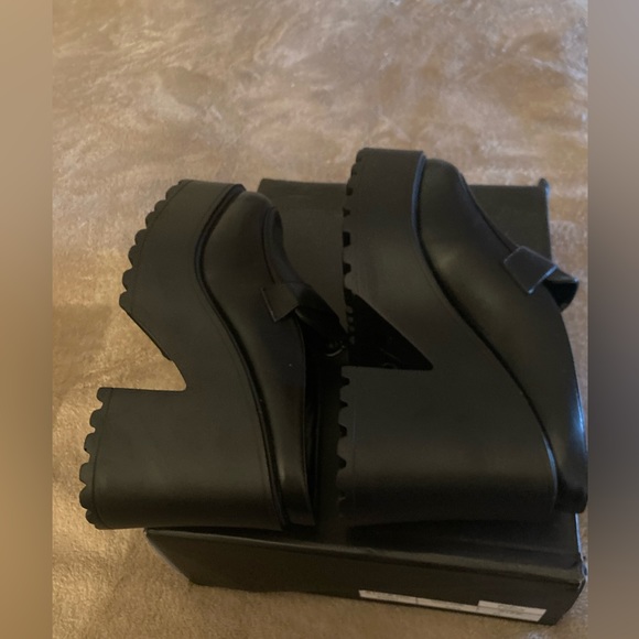 New Platform Loafers - Picture 7 of 7